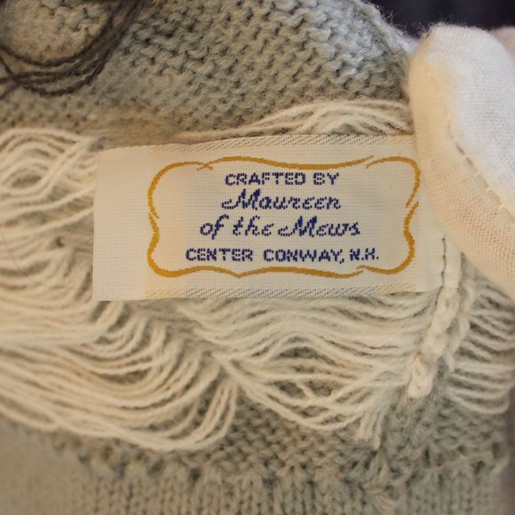 Vintage NWT The Mews Made in USA Acrylic Winter Cap - Picture 4 of 11